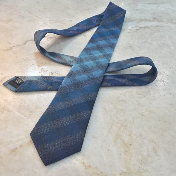 KENNETH COLE SILK TIE - Picture 3 of 6